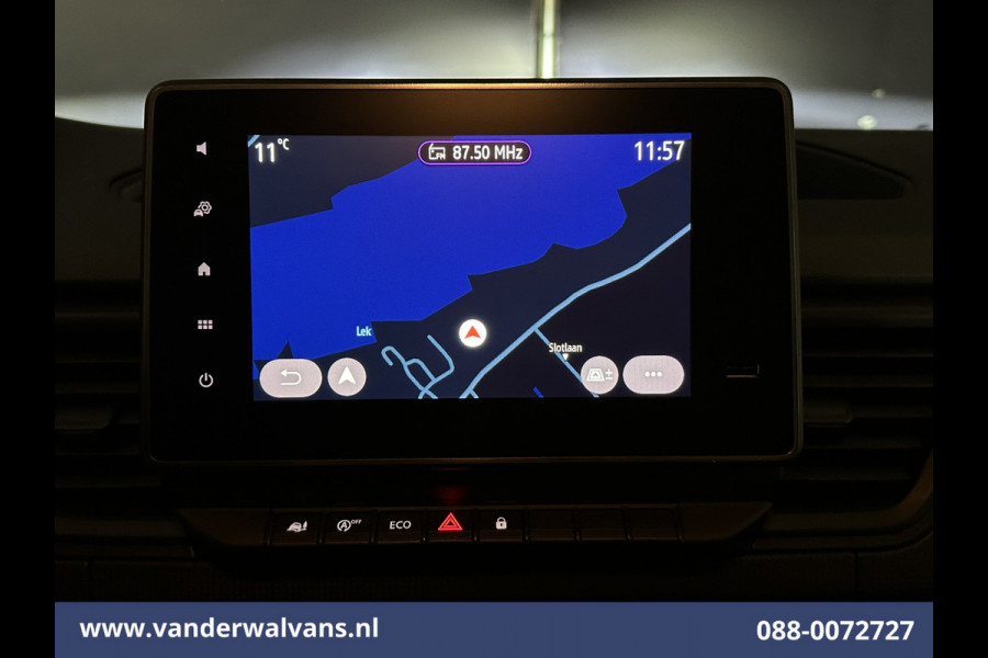 Renault Trafic 2.0 dCi 131pk L2H1 Euro6 Airco | Camera | Navigatie | LED | Cruisecontrol Parkeersensoren, Bijrijdersbank Renault Trafic 2.0 dCi 131pk L2H1 Euro6 Airco | Camera | Navigatie | LED | Cruisecontrol Parkeersensoren, Bijrijdersbank