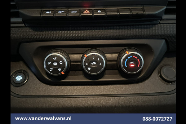 Renault Trafic 2.0 dCi 131pk L2H1 Euro6 Airco | Camera | Navigatie | LED | Cruisecontrol Parkeersensoren, Bijrijdersbank Renault Trafic 2.0 dCi 131pk L2H1 Euro6 Airco | Camera | Navigatie | LED | Cruisecontrol Parkeersensoren, Bijrijdersbank