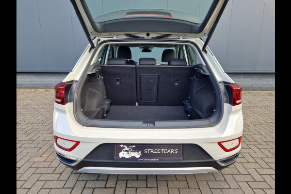 Volkswagen T-Roc 1.5 TSI DSG 150Pk /Keyless /ACC /Winterpakket Volkswagen T-Roc 1.5 TSI DSG 150Pk /Keyless /ACC /Winterpakket