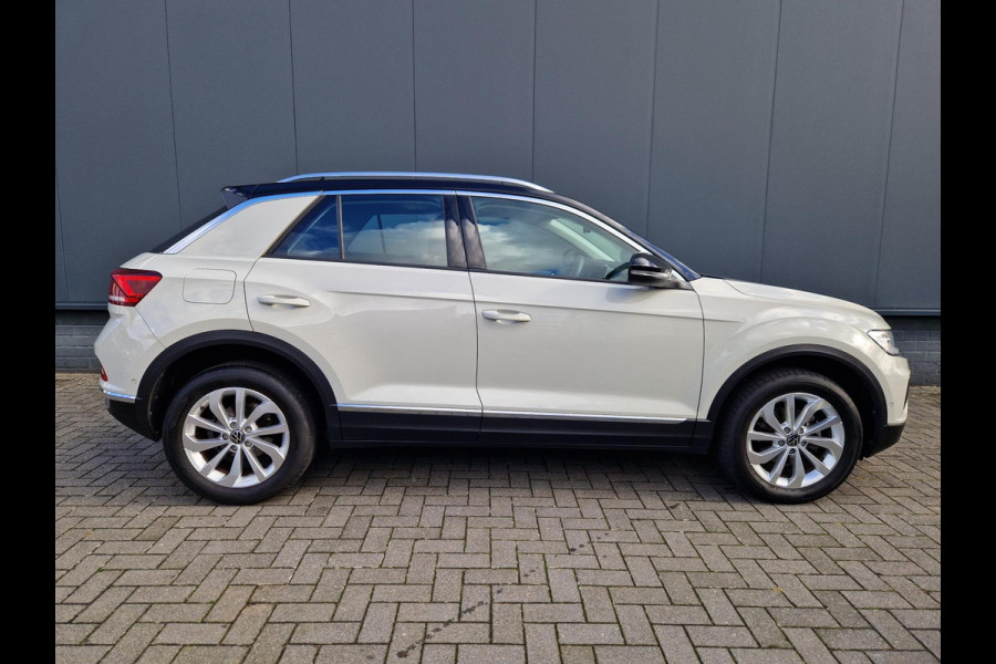 Volkswagen T-Roc 1.5 TSI DSG 150Pk /Keyless /ACC /Winterpakket Volkswagen T-Roc 1.5 TSI DSG 150Pk /Keyless /ACC /Winterpakket