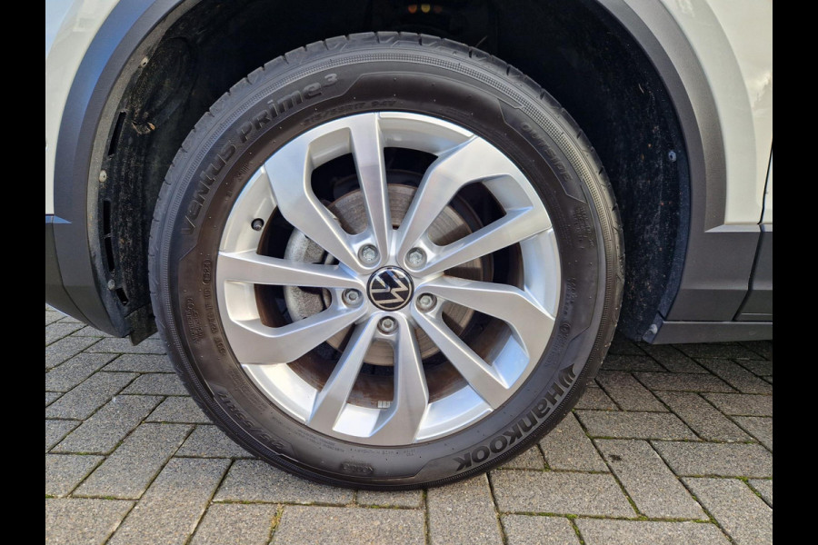 Volkswagen T-Roc 1.5 TSI DSG 150Pk /Keyless /ACC /Winterpakket Volkswagen T-Roc 1.5 TSI DSG 150Pk /Keyless /ACC /Winterpakket