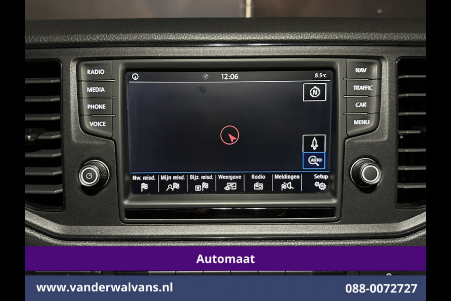 Volkswagen Crafter 2.0 TDI 141pk Automaat L3H3 L2H2 Euro6 Airco | Navigatie | Parkeersensoren 3000kg trekvermogen Volkswagen Crafter 2.0 TDI 141pk Automaat L3H3 L2H2 Euro6 Airco | Navigatie | Parkeersensoren 3000kg trekvermogen