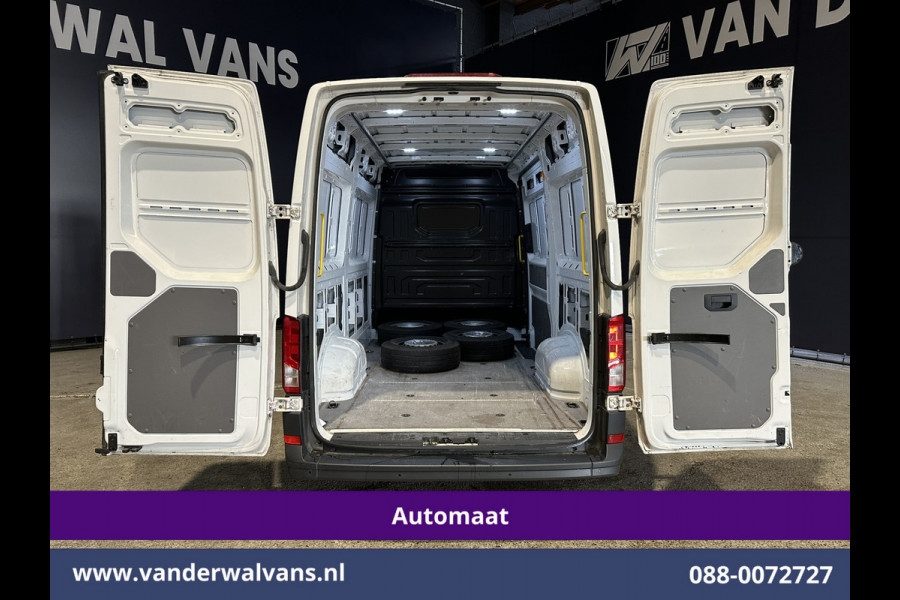 Volkswagen Crafter 2.0 TDI 141pk Automaat L3H3 L2H2 Euro6 Airco | Navigatie | Parkeersensoren 3000kg trekvermogen Volkswagen Crafter 2.0 TDI 141pk Automaat L3H3 L2H2 Euro6 Airco | Navigatie | Parkeersensoren 3000kg trekvermogen