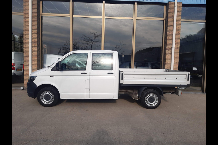 Volkswagen Transporter 2.0 TDI 150 Pk L2 Dubbel Cabine 6-Persoon Airco Cruise control Trekhaak 2500 Kg Volkswagen Transporter 2.0 TDI 150 Pk L2 Dubbel Cabine 6-Persoon Airco Cruise control Trekhaak 2500 Kg