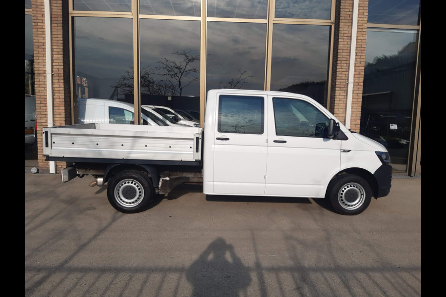 Volkswagen Transporter 2.0 TDI 150 Pk L2 Dubbel Cabine 6-Persoon Airco Cruise control Trekhaak 2500 Kg Volkswagen Transporter 2.0 TDI 150 Pk L2 Dubbel Cabine 6-Persoon Airco Cruise control Trekhaak 2500 Kg