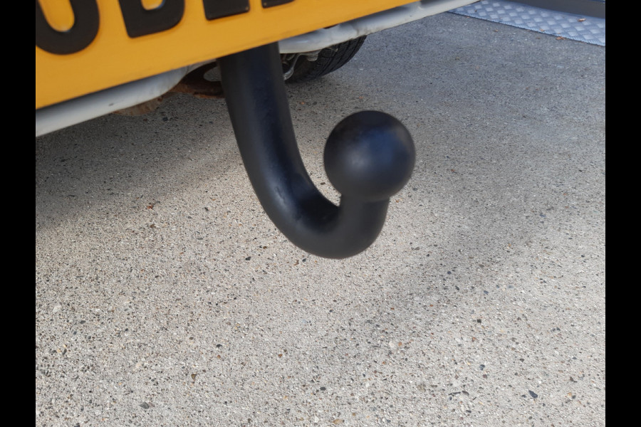 Volkswagen Transporter 2.0 TDI 150 Pk L2 Dubbel Cabine 6-Persoon Airco Cruise control Trekhaak 2500 Kg Volkswagen Transporter 2.0 TDI 150 Pk L2 Dubbel Cabine 6-Persoon Airco Cruise control Trekhaak 2500 Kg