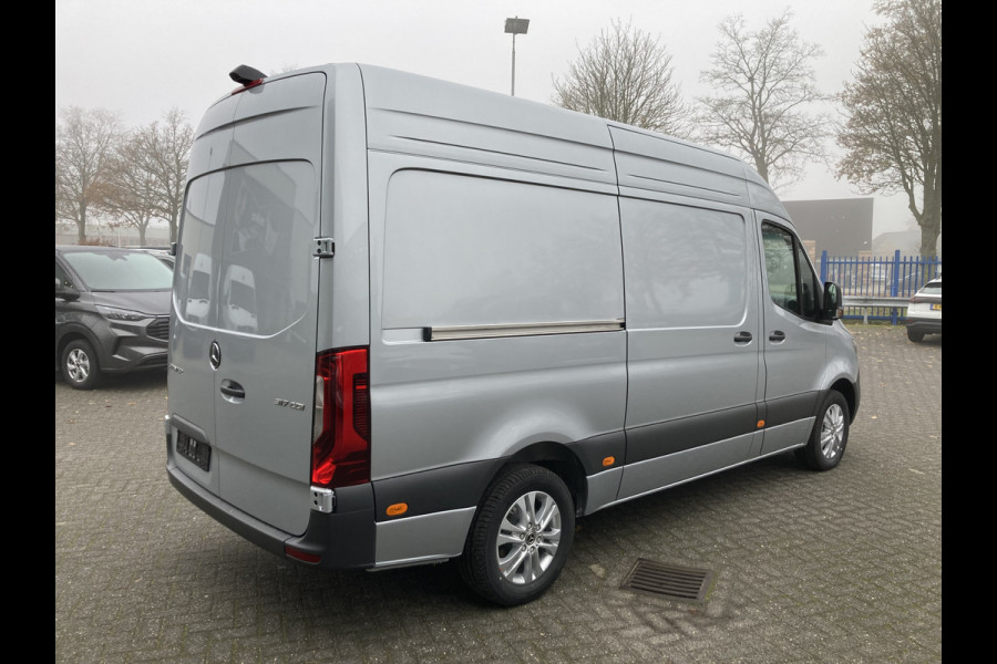 Mercedes-Benz Sprinter 317 CDI L2H2 PRO 3500 kg Trekgewicht, Alarm klasse 3, Geveerde stoel, LED verlichting Mercedes-Benz Sprinter 317 CDI L2H2 PRO 3500 kg Trekgewicht, Alarm klasse 3, Geveerde stoel, LED verlichting