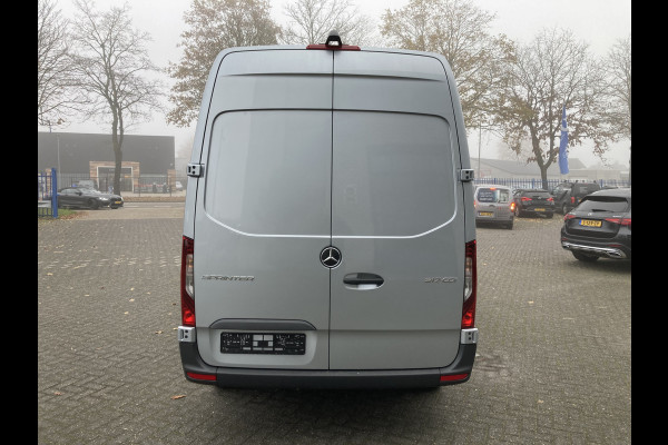 Mercedes-Benz Sprinter 317 CDI L2H2 PRO 3500 kg Trekgewicht, Alarm klasse 3, Geveerde stoel, LED verlichting Mercedes-Benz Sprinter 317 CDI L2H2 PRO 3500 kg Trekgewicht, Alarm klasse 3, Geveerde stoel, LED verlichting