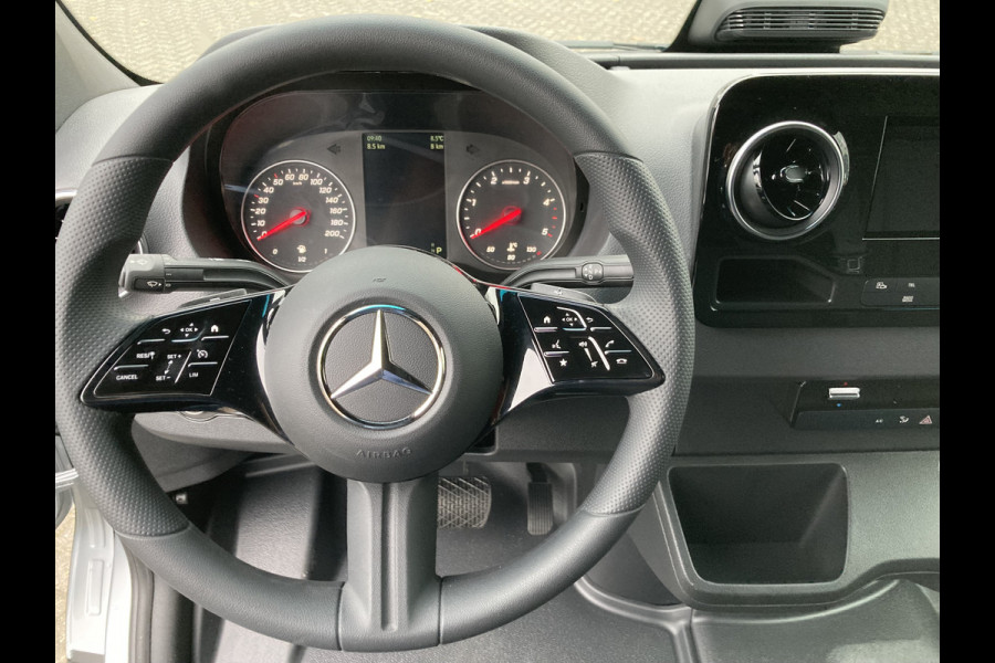 Mercedes-Benz Sprinter 317 CDI L2H2 PRO 3500 kg Trekgewicht, Alarm klasse 3, Geveerde stoel, LED verlichting Mercedes-Benz Sprinter 317 CDI L2H2 PRO 3500 kg Trekgewicht, Alarm klasse 3, Geveerde stoel, LED verlichting