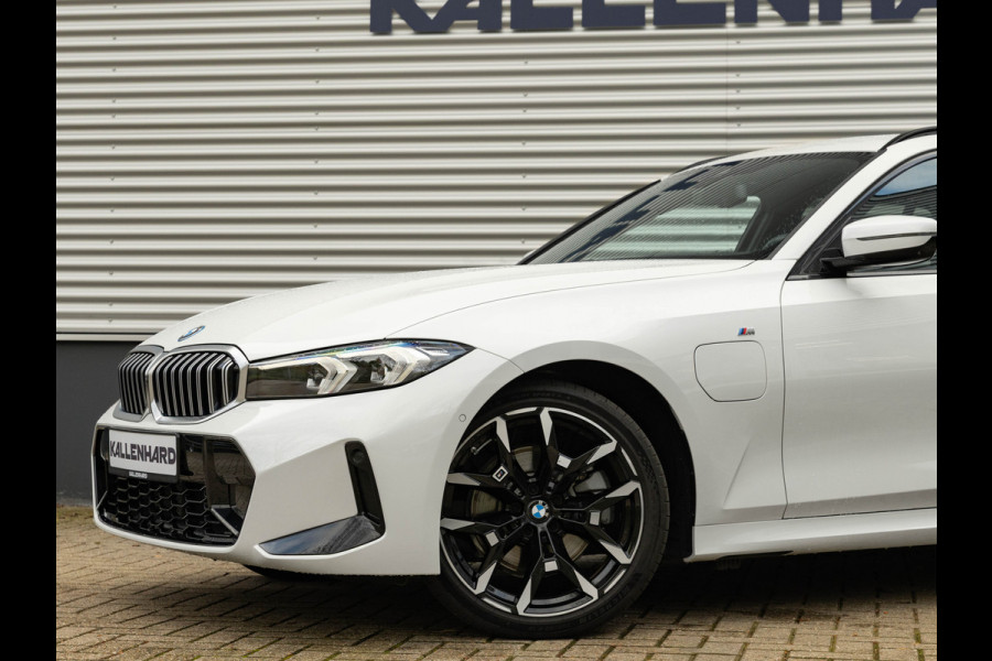 BMW 3 Serie Touring 330e xDrive - M-Sport - LCI 2 - Memoryzetel - Head-up - Driving + Parking Ass