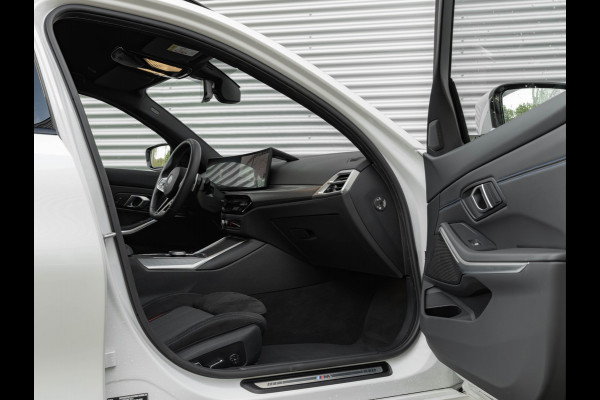 BMW 3 Serie Touring 330e xDrive - M-Sport - LCI 2 - Memoryzetel - Head-up - Driving + Parking Ass