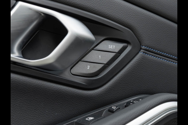 BMW 3 Serie Touring 330e xDrive - M-Sport - LCI 2 - Memoryzetel - Head-up - Driving + Parking Ass