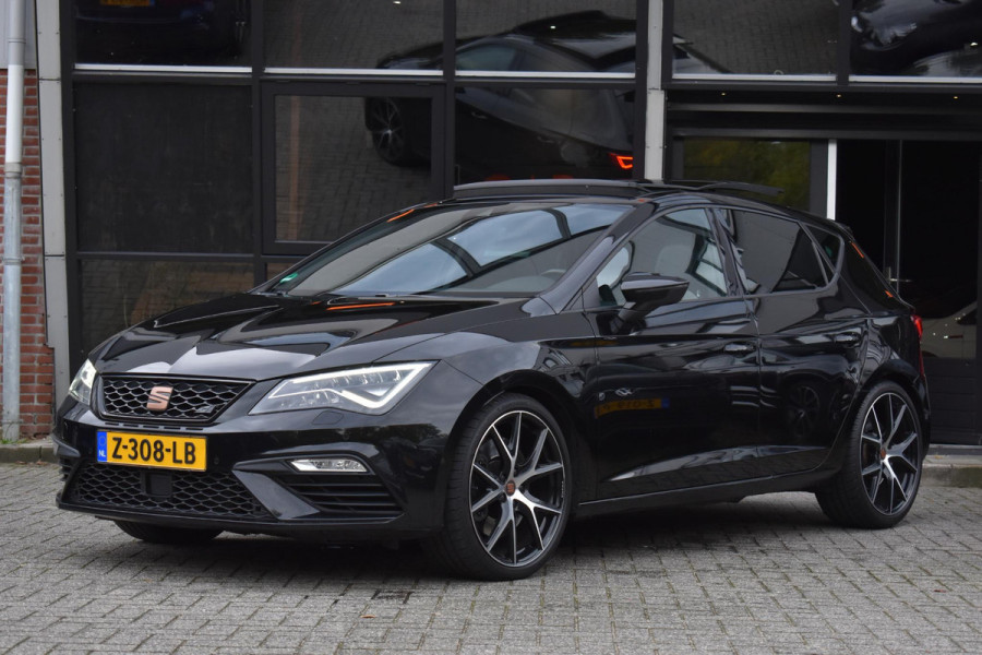 Seat Leon 2.0 TSI CUPRA Pano BBD Camera Carplay Seat Leon 2.0 TSI CUPRA Pano BBD Camera Carplay