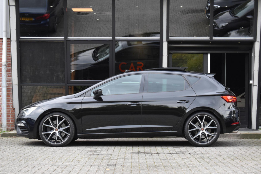 Seat Leon 2.0 TSI CUPRA Pano BBD Camera Carplay Seat Leon 2.0 TSI CUPRA Pano BBD Camera Carplay