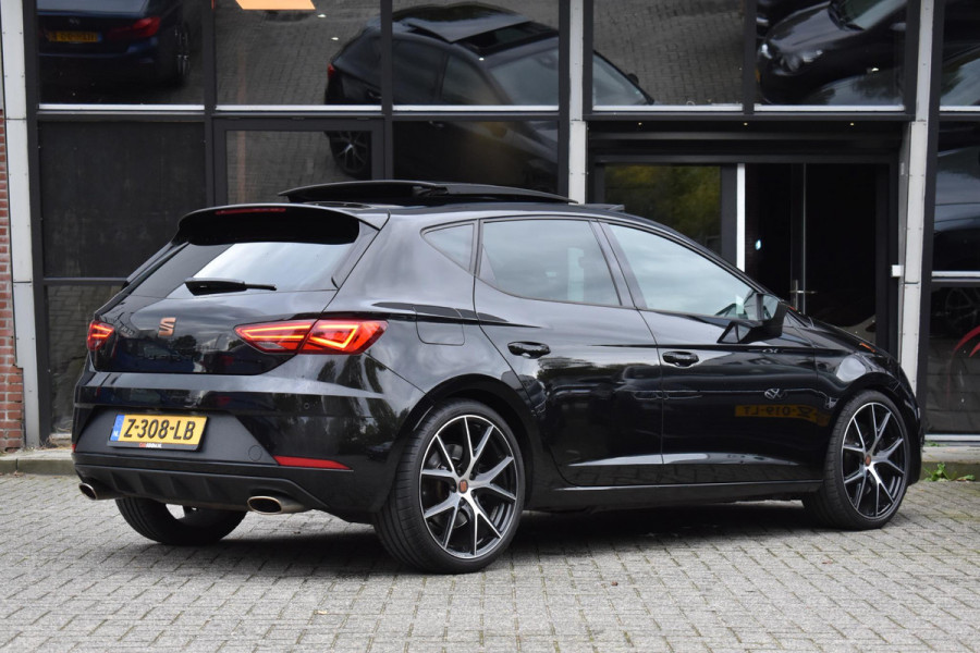 Seat Leon 2.0 TSI CUPRA Pano BBD Camera Carplay Seat Leon 2.0 TSI CUPRA Pano BBD Camera Carplay