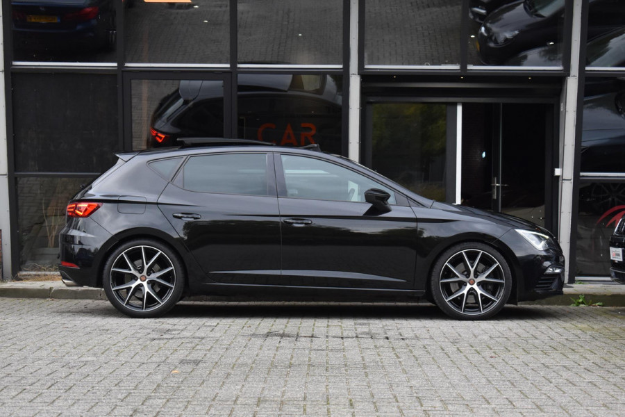 Seat Leon 2.0 TSI CUPRA Pano BBD Camera Carplay Seat Leon 2.0 TSI CUPRA Pano BBD Camera Carplay