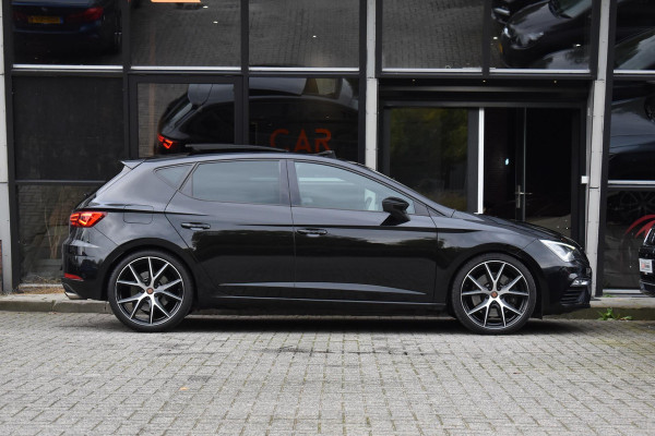 Seat Leon 2.0 TSI CUPRA Pano BBD Camera Carplay Seat Leon 2.0 TSI CUPRA Pano BBD Camera Carplay