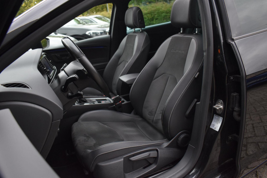 Seat Leon 2.0 TSI CUPRA Pano BBD Camera Carplay Seat Leon 2.0 TSI CUPRA Pano BBD Camera Carplay