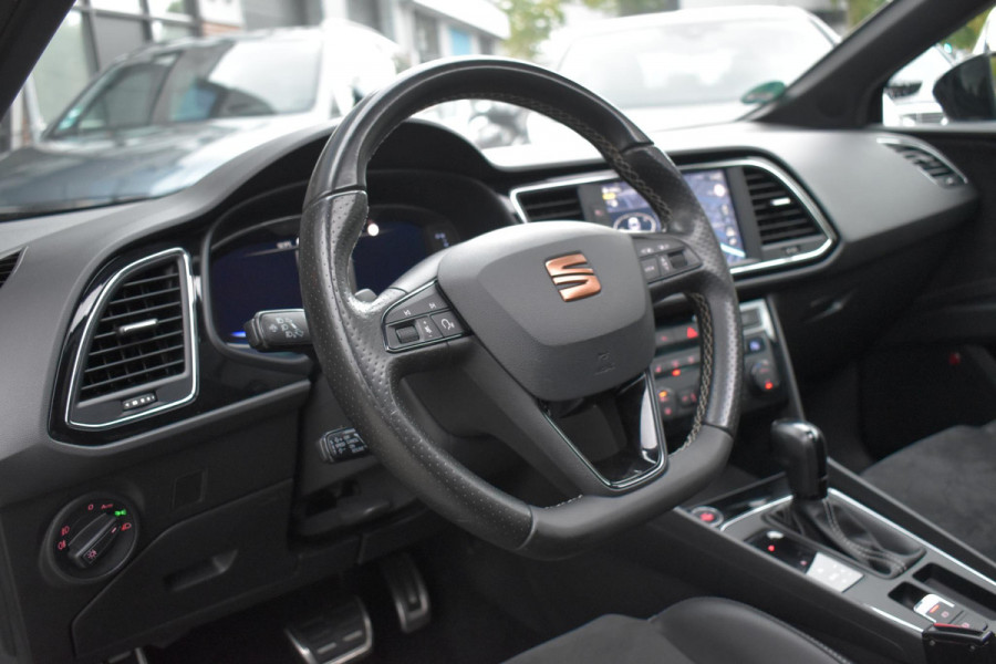 Seat Leon 2.0 TSI CUPRA Pano BBD Camera Carplay Seat Leon 2.0 TSI CUPRA Pano BBD Camera Carplay