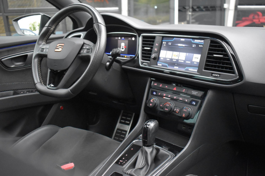Seat Leon 2.0 TSI CUPRA Pano BBD Camera Carplay Seat Leon 2.0 TSI CUPRA Pano BBD Camera Carplay