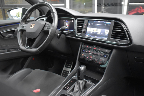 Seat Leon 2.0 TSI CUPRA Pano BBD Camera Carplay Seat Leon 2.0 TSI CUPRA Pano BBD Camera Carplay