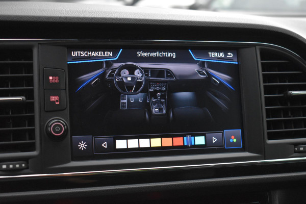 Seat Leon 2.0 TSI CUPRA Pano BBD Camera Carplay Seat Leon 2.0 TSI CUPRA Pano BBD Camera Carplay