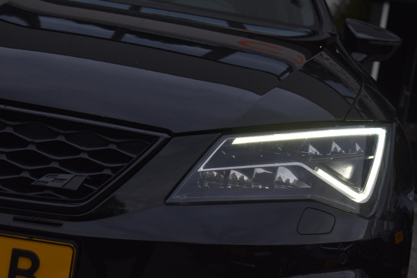 Seat Leon 2.0 TSI CUPRA Pano BBD Camera Carplay Seat Leon 2.0 TSI CUPRA Pano BBD Camera Carplay