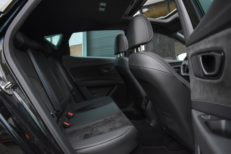 Seat Leon 2.0 TSI CUPRA Pano BBD Camera Carplay Seat Leon 2.0 TSI CUPRA Pano BBD Camera Carplay