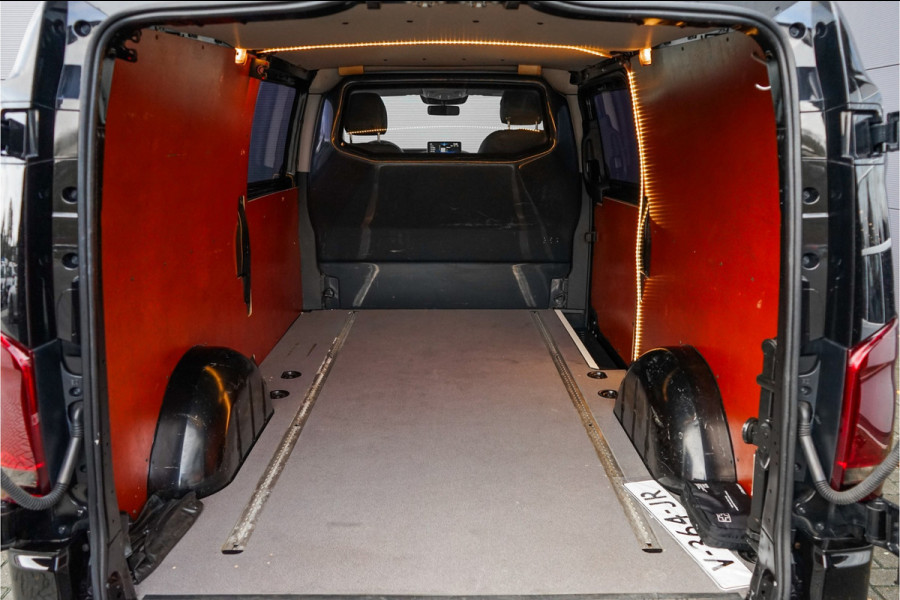 Mercedes-Benz Vito 119 CDI Extra Lang Leder Camera Audio Upgrade 19" Mercedes-Benz Vito 119 CDI Extra Lang Leder Camera Audio Upgrade 19"