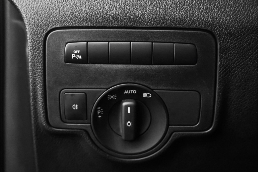 Mercedes-Benz Vito 119 CDI Extra Lang Leder Camera Audio Upgrade 19" Mercedes-Benz Vito 119 CDI Extra Lang Leder Camera Audio Upgrade 19"
