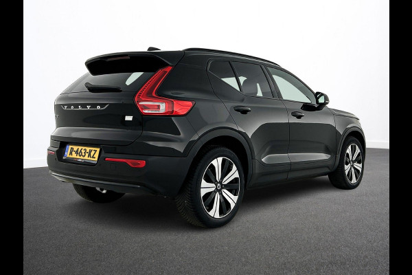 Volvo XC40 Recharge Plus 70 kWh | Navigatie | Apple Carplay/Android Auto | Climate control | Camera | Led | Parkeer sensoren | Virtual Cockpit | Cruise Control | 19"Lichtmetalen velgen | Sportstoelen Volvo XC40 Recharge Plus 70 kWh | Navigatie | Apple Carplay/Android Auto | Climate control | Camera | Led | Parkeer sensoren | Virtual Cockpit | Cruise Control | 19"Lichtmetalen velgen | Sportstoelen