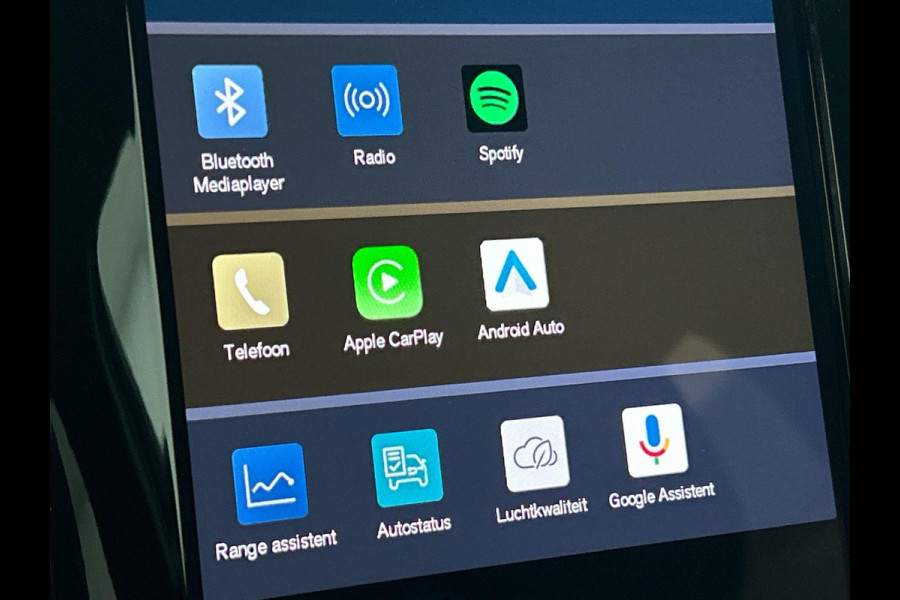 Volvo XC40 Recharge Plus 70 kWh | Navigatie | Apple Carplay/Android Auto | Climate control | Camera | Led | Parkeer sensoren | Virtual Cockpit | Cruise Control | 19"Lichtmetalen velgen | Sportstoelen Volvo XC40 Recharge Plus 70 kWh | Navigatie | Apple Carplay/Android Auto | Climate control | Camera | Led | Parkeer sensoren | Virtual Cockpit | Cruise Control | 19"Lichtmetalen velgen | Sportstoelen