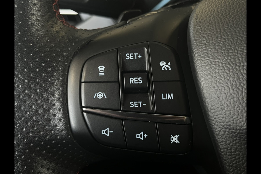 Ford FOCUS Wagon 125pk EcoB. ST-line X Bns AUTOMAAT/WINTERPACK/CAMERA/ADAPTIVE C.