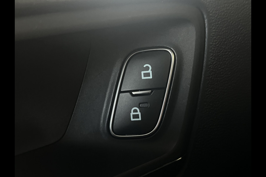 Ford FOCUS Wagon 125pk EcoB. ST-line X Bns AUTOMAAT/WINTERPACK/CAMERA/ADAPTIVE C.