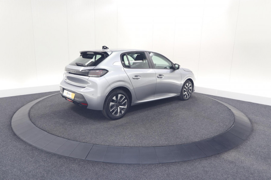 Peugeot 208 PureTech 100 Active | Parkeersensoren | Navigatie | Apple Carplay Peugeot 208 PureTech 100 Active | Parkeersensoren | Navigatie | Apple Carplay