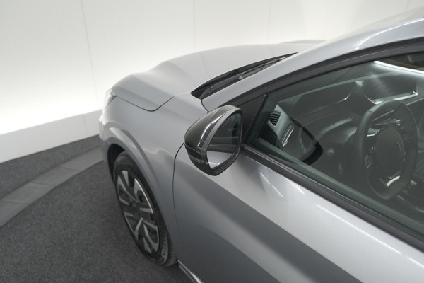 Peugeot 208 PureTech 100 Active | Parkeersensoren | Navigatie | Apple Carplay Peugeot 208 PureTech 100 Active | Parkeersensoren | Navigatie | Apple Carplay
