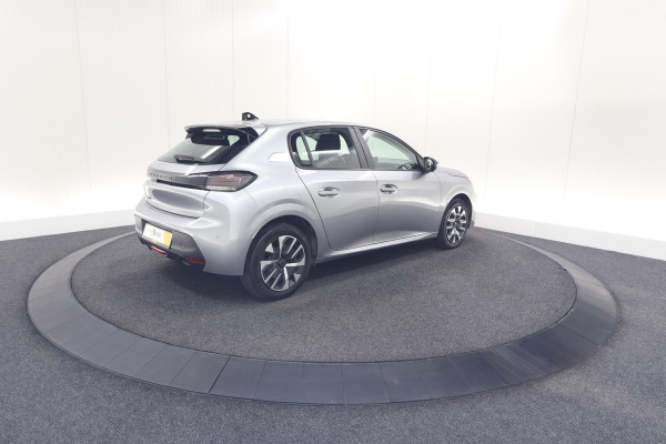 Peugeot 208 PureTech 100 Active | Parkeersensoren | Navigatie | Apple Carplay Peugeot 208 PureTech 100 Active | Parkeersensoren | Navigatie | Apple Carplay