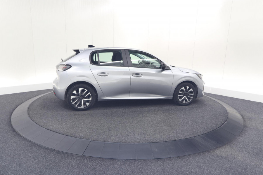 Peugeot 208 PureTech 100 Active | Parkeersensoren | Navigatie | Apple Carplay Peugeot 208 PureTech 100 Active | Parkeersensoren | Navigatie | Apple Carplay