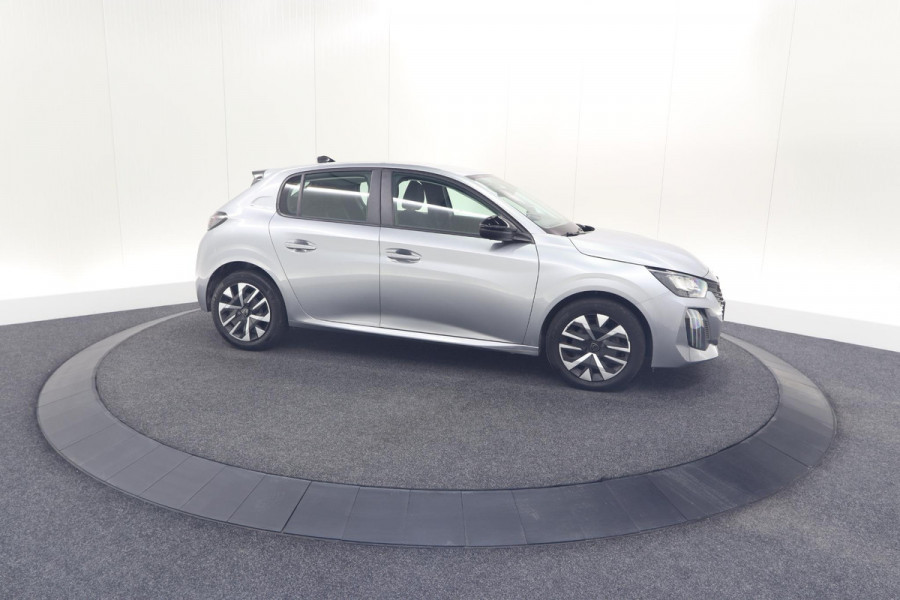 Peugeot 208 PureTech 100 Active | Parkeersensoren | Navigatie | Apple Carplay Peugeot 208 PureTech 100 Active | Parkeersensoren | Navigatie | Apple Carplay