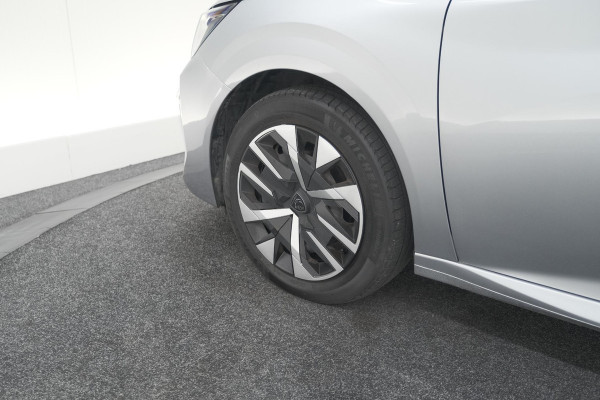 Peugeot 208 PureTech 100 Active | Parkeersensoren | Navigatie | Apple Carplay Peugeot 208 PureTech 100 Active | Parkeersensoren | Navigatie | Apple Carplay