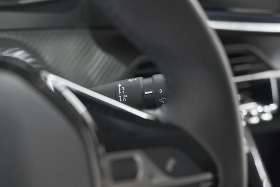 Peugeot 208 PureTech 100 Active | Parkeersensoren | Navigatie | Apple Carplay Peugeot 208 PureTech 100 Active | Parkeersensoren | Navigatie | Apple Carplay