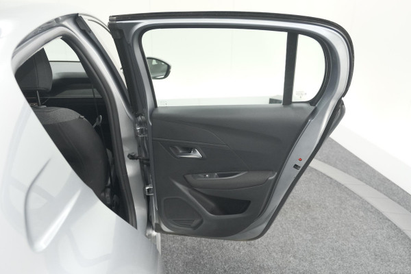 Peugeot 208 PureTech 100 Active | Parkeersensoren | Navigatie | Apple Carplay Peugeot 208 PureTech 100 Active | Parkeersensoren | Navigatie | Apple Carplay