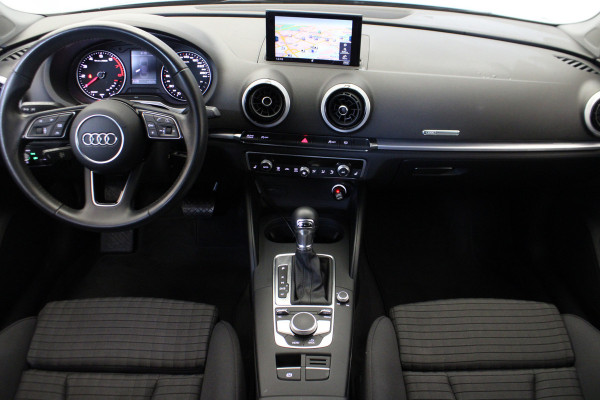 Audi A3 Limousine 1.5 TFSI CoD Sport S Line Edition |Navi|Stoelverwarming| Audi A3 Limousine 1.5 TFSI CoD Sport S Line Edition |Navi|Stoelverwarming|