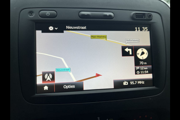 Renault Trafic 1.6 dCi E6 Comfort R-link 3 Zits Lease €251 p/m Airco, Navi, PDC, Bedrijfsinrichting, Cruise controle. Renault Trafic 1.6 dCi E6 Comfort R-link 3 Zits Lease €251 p/m Airco, Navi, PDC, Bedrijfsinrichting, Cruise controle.