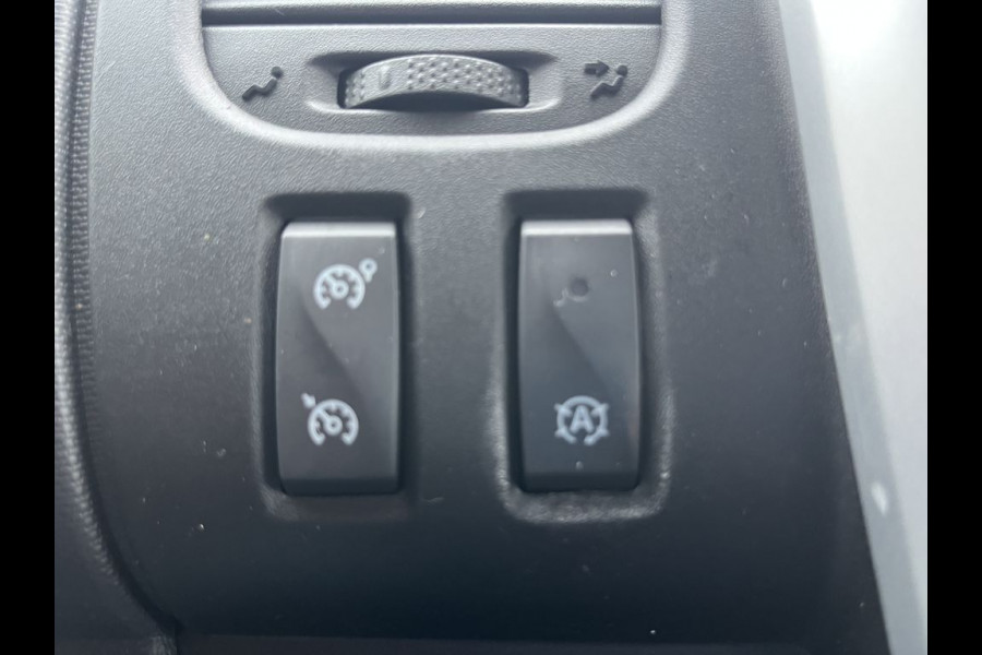 Renault Trafic 1.6 dCi E6 Comfort R-link 3 Zits Lease €251 p/m Airco, Navi, PDC, Bedrijfsinrichting, Cruise controle. Renault Trafic 1.6 dCi E6 Comfort R-link 3 Zits Lease €251 p/m Airco, Navi, PDC, Bedrijfsinrichting, Cruise controle.