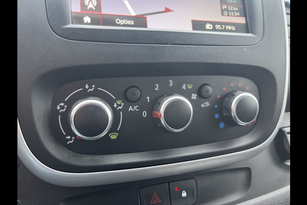 Renault Trafic 1.6 dCi E6 Comfort R-link 3 Zits Lease €251 p/m Airco, Navi, PDC, Bedrijfsinrichting, Cruise controle. Renault Trafic 1.6 dCi E6 Comfort R-link 3 Zits Lease €251 p/m Airco, Navi, PDC, Bedrijfsinrichting, Cruise controle.