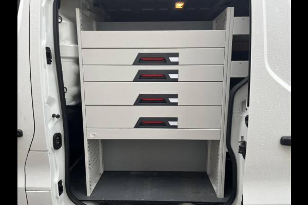 Renault Trafic 1.6 dCi E6 Comfort R-link 3 Zits Lease €251 p/m Airco, Navi, PDC, Bedrijfsinrichting, Cruise controle. Renault Trafic 1.6 dCi E6 Comfort R-link 3 Zits Lease €251 p/m Airco, Navi, PDC, Bedrijfsinrichting, Cruise controle.