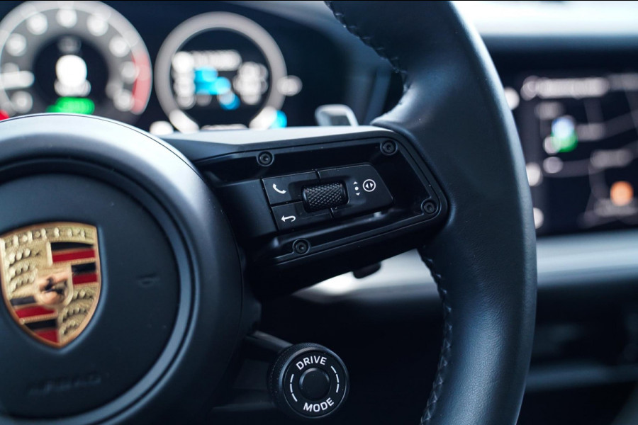 Porsche Cayenne 3.0 E-Hybrid | NIEUW MODEL | Panorama | Bose Sound | 360 cam | Adaptieve cruise | Kuipstoel | LED | Lane assist | Porsche Cayenne 3.0 E-Hybrid | NIEUW MODEL | Panorama | Bose Sound | 360 cam | Adaptieve cruise | Kuipstoel | LED | Lane assist |