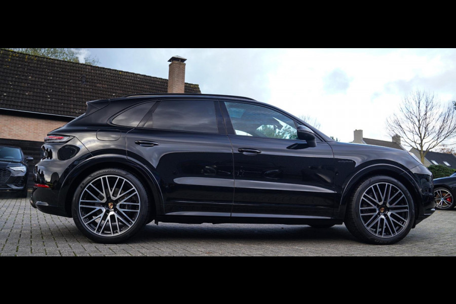Porsche Cayenne 3.0 E-Hybrid | NIEUW MODEL | Panorama | Bose Sound | 360 cam | Adaptieve cruise | Kuipstoel | LED | Lane assist | Porsche Cayenne 3.0 E-Hybrid | NIEUW MODEL | Panorama | Bose Sound | 360 cam | Adaptieve cruise | Kuipstoel | LED | Lane assist |