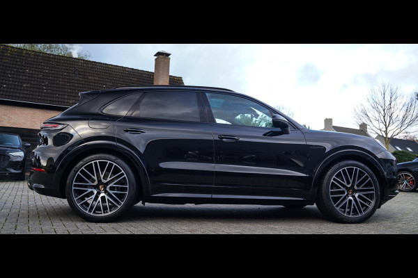 Porsche Cayenne 3.0 E-Hybrid | NIEUW MODEL | Panorama | Bose Sound | 360 cam | Adaptieve cruise | Kuipstoel | LED | Lane assist | Porsche Cayenne 3.0 E-Hybrid | NIEUW MODEL | Panorama | Bose Sound | 360 cam | Adaptieve cruise | Kuipstoel | LED | Lane assist |